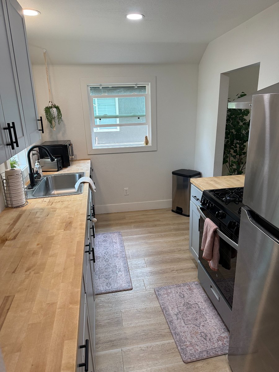 Furnished Finder property 1035117_1 photo 7