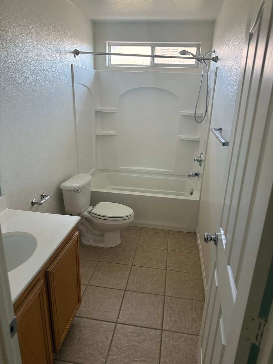 Furnished Finder property 1035122_1 photo 15