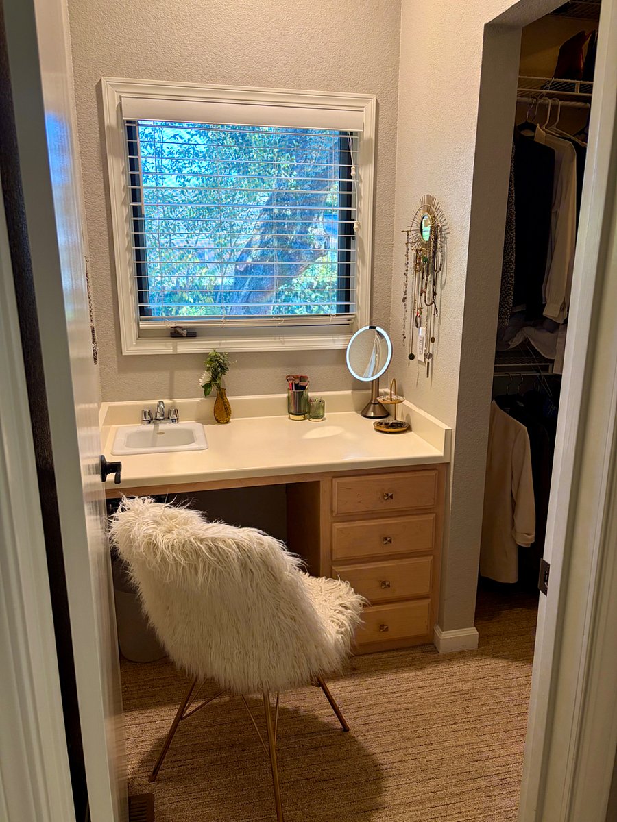Furnished Finder property 1035126_1 photo 20