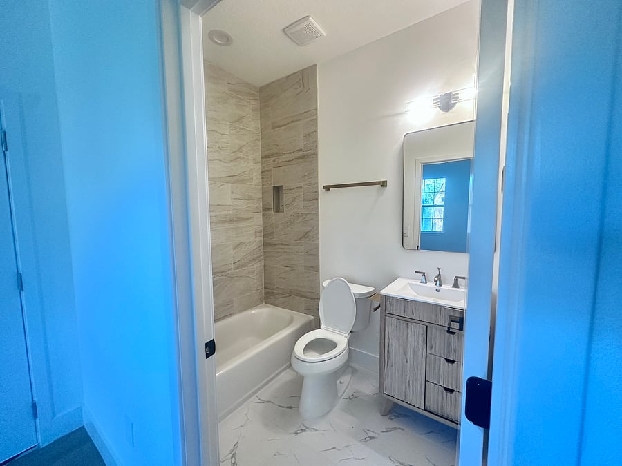 Furnished Finder property 1035127_1 photo 3