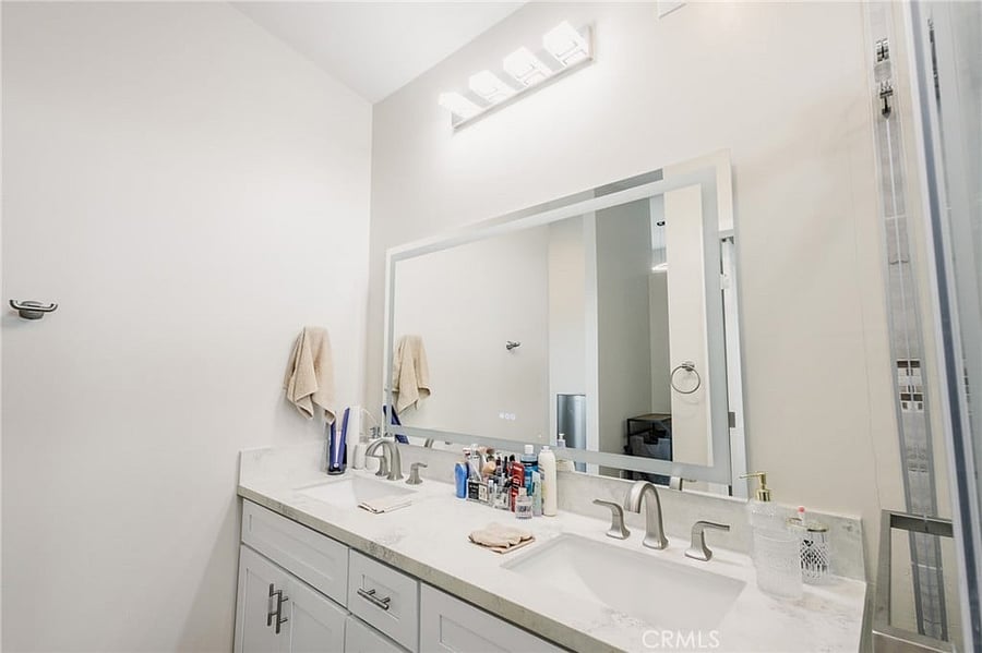 Furnished Finder property 1035158_1 photo 4