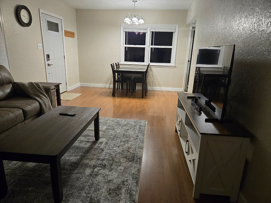Furnished Finder property 1035231_1 photo 3
