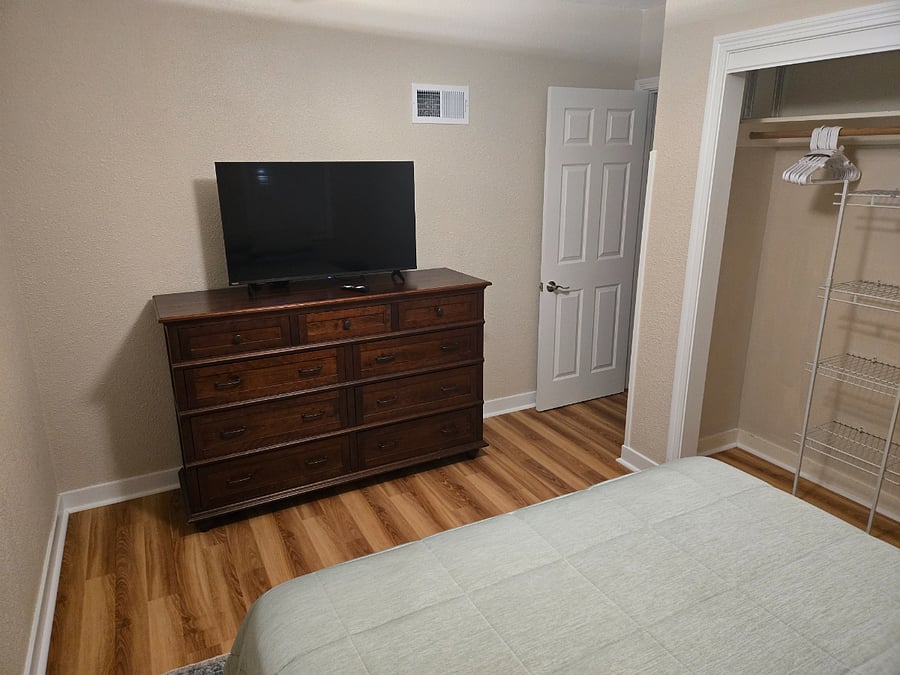 Furnished Finder property 1035231_1 photo 8