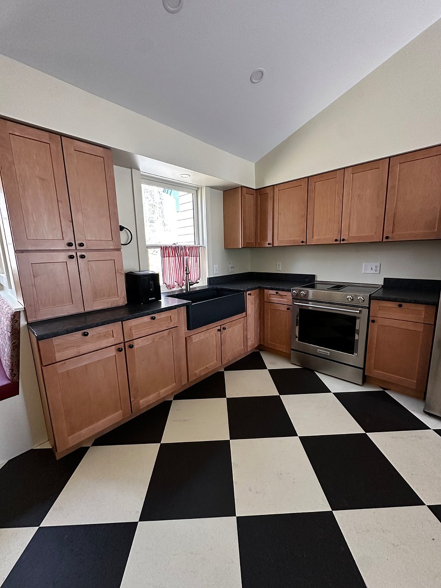 Furnished Finder property 1035247_1 photo 4