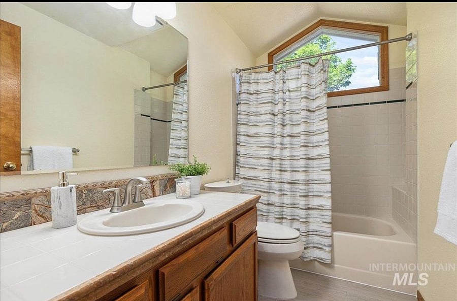 Furnished Finder property 1035249_1 photo 3