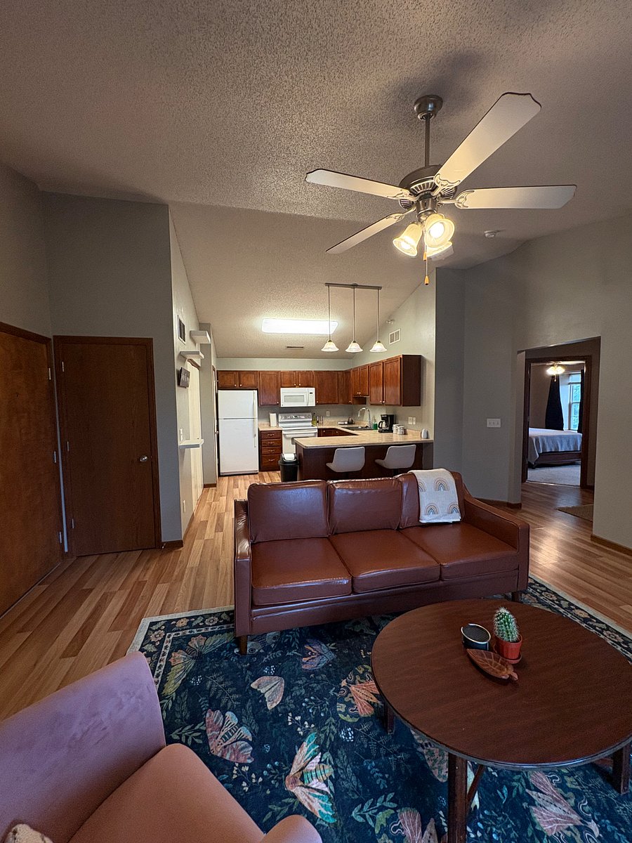 Furnished Finder property 1035300_1 photo 3