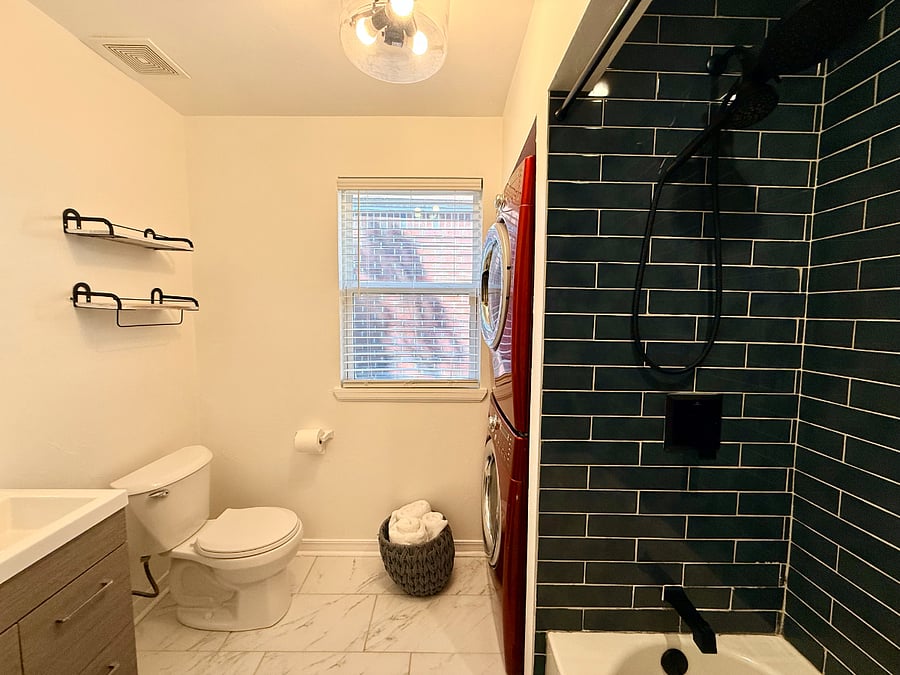 Furnished Finder property 1035320_1 photo 32
