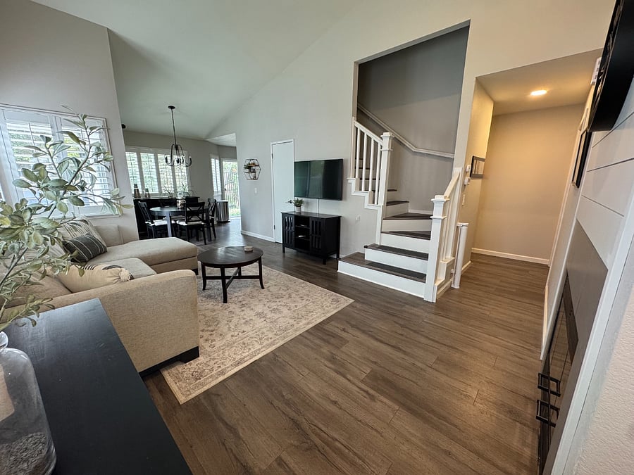 Furnished Finder property 1035338_1 photo 3