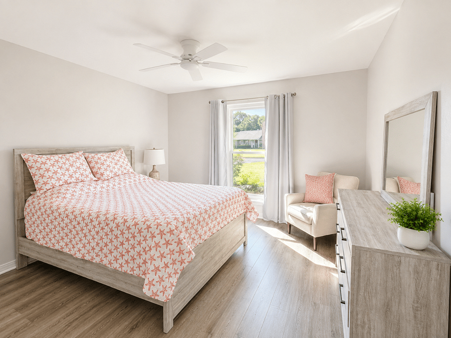 Queen Size Bedroom