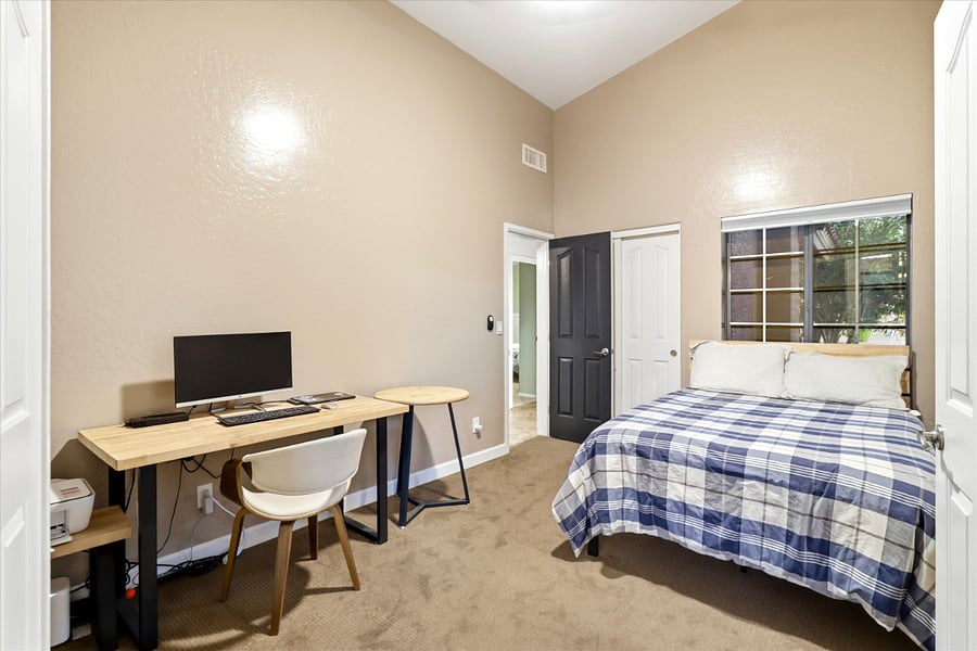 Furnished Finder property 1035367_1 photo 29