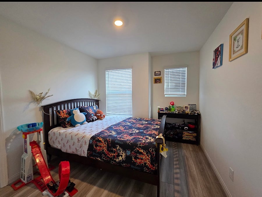 Guest room queen