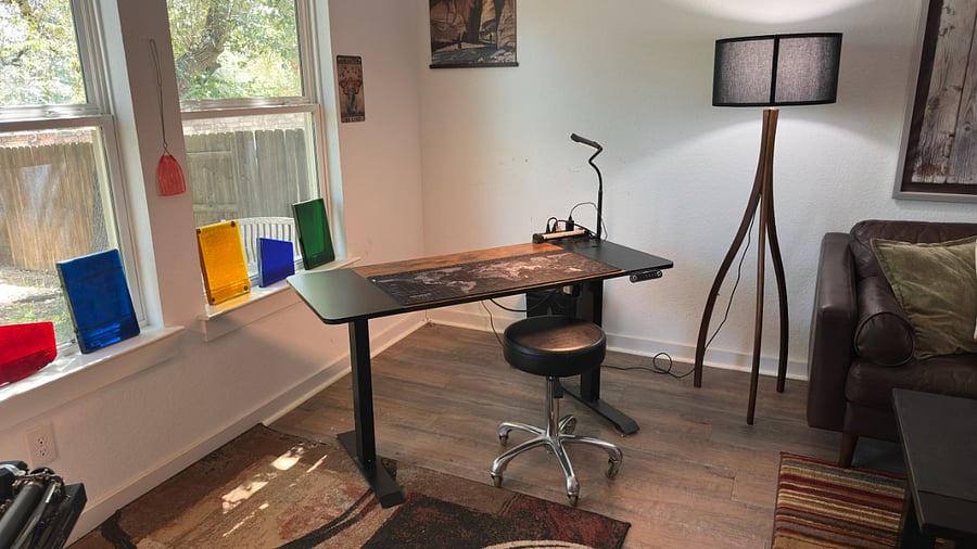Desk for laptop
