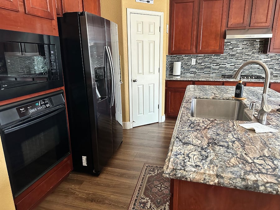 Furnished Finder property 1035409_1 photo 11
