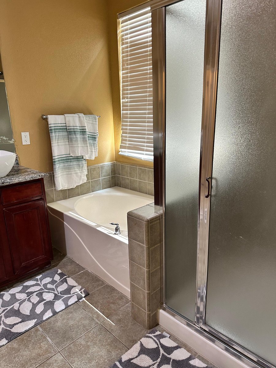 Furnished Finder property 1035409_1 photo 12