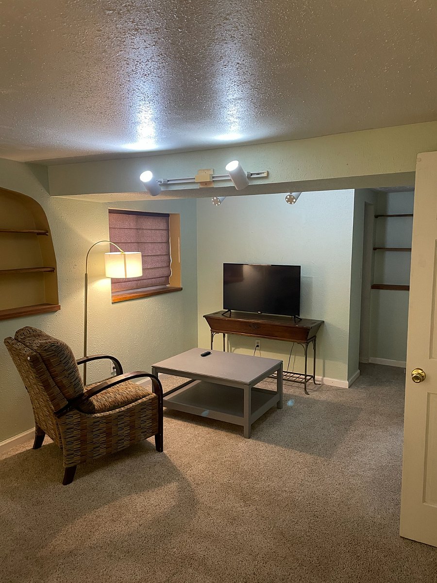 Furnished Finder property 1035428_1 photo 3