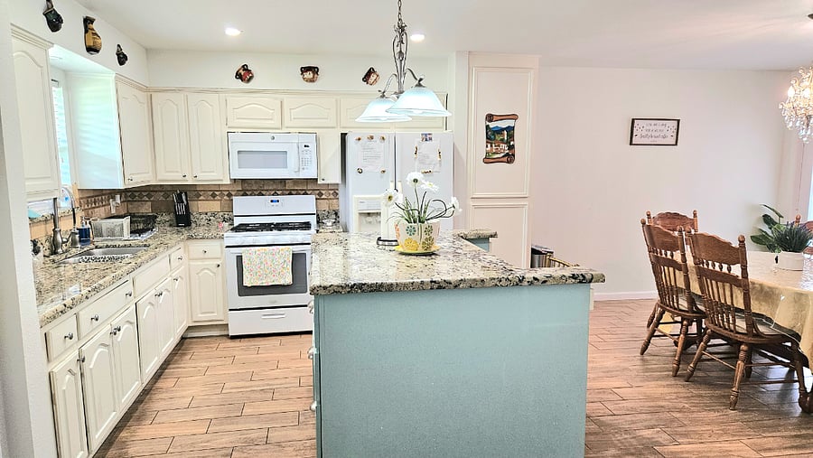 Furnished Finder property 1035436_1 photo 5