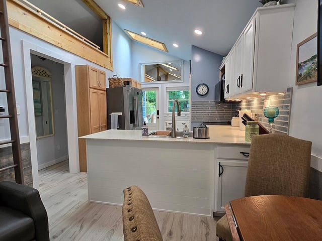 Furnished Finder property 1035453_1 photo 24