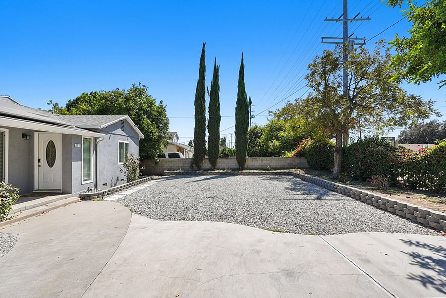Furnished Finder property 1035484_3 photo 26