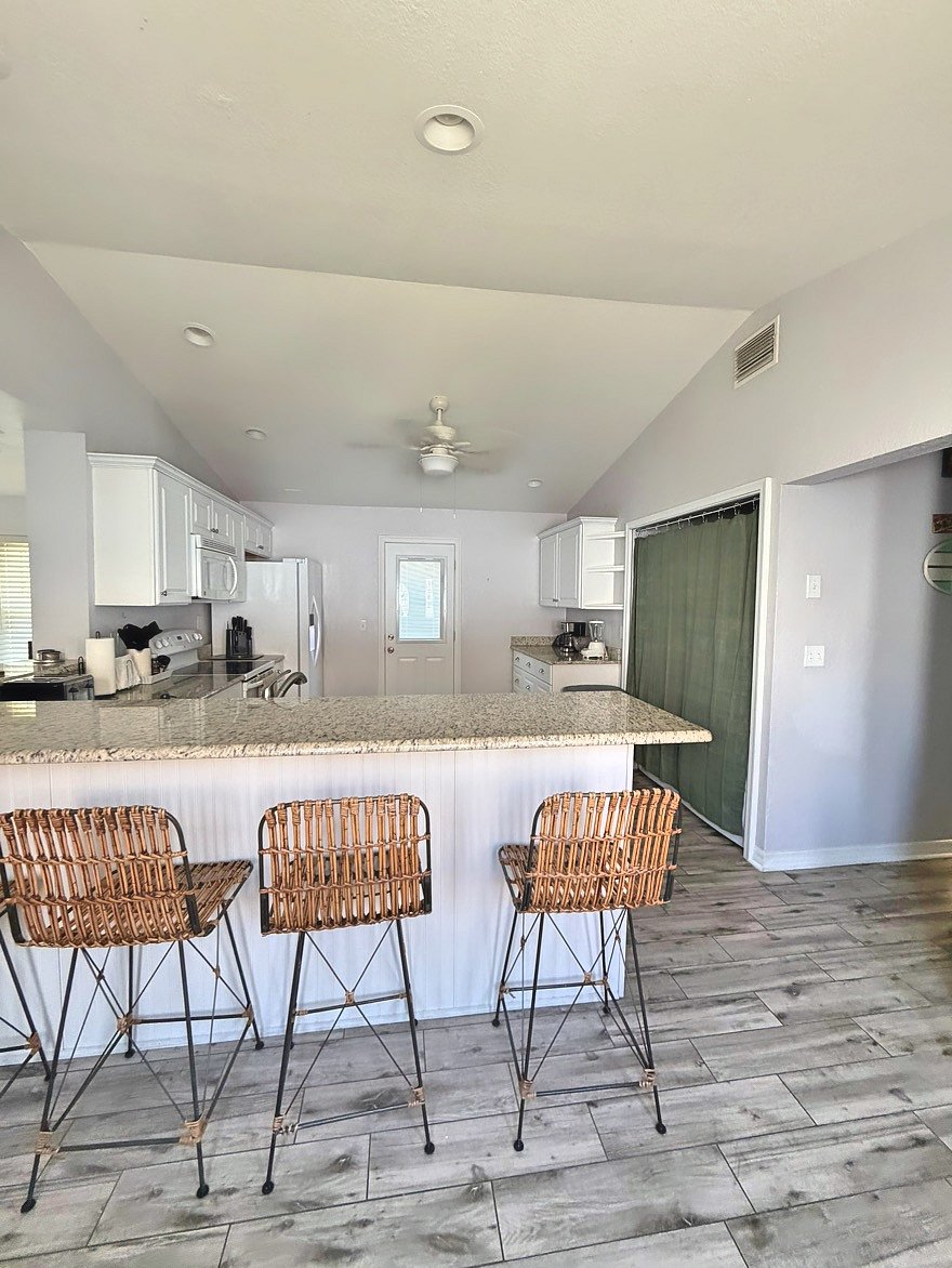 Furnished Finder property 1035503_1 photo 5