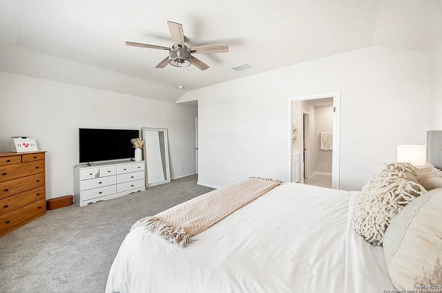 Furnished Finder property 1035524_1 photo 14