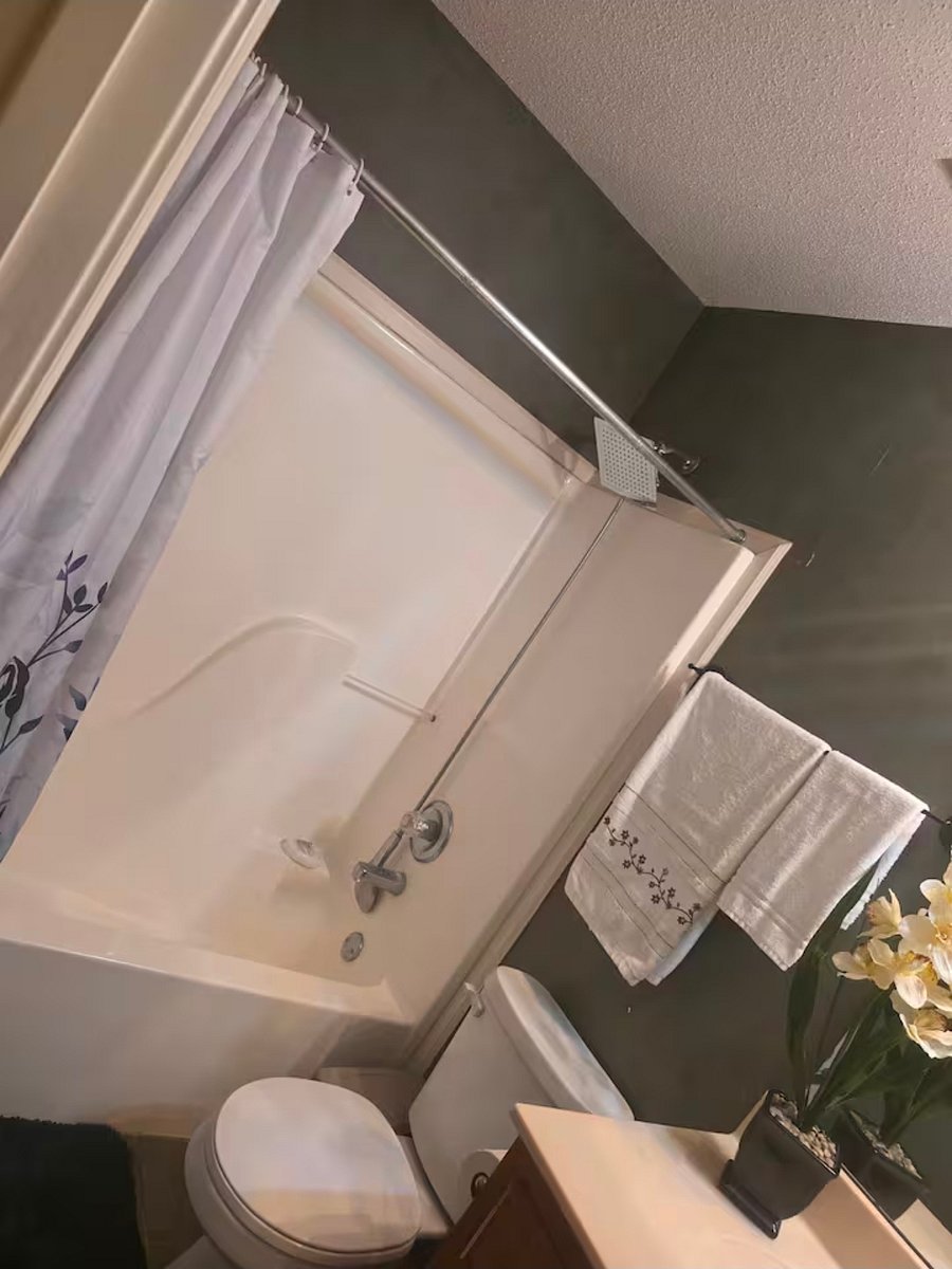 Furnished Finder property 1035526_1 photo 8