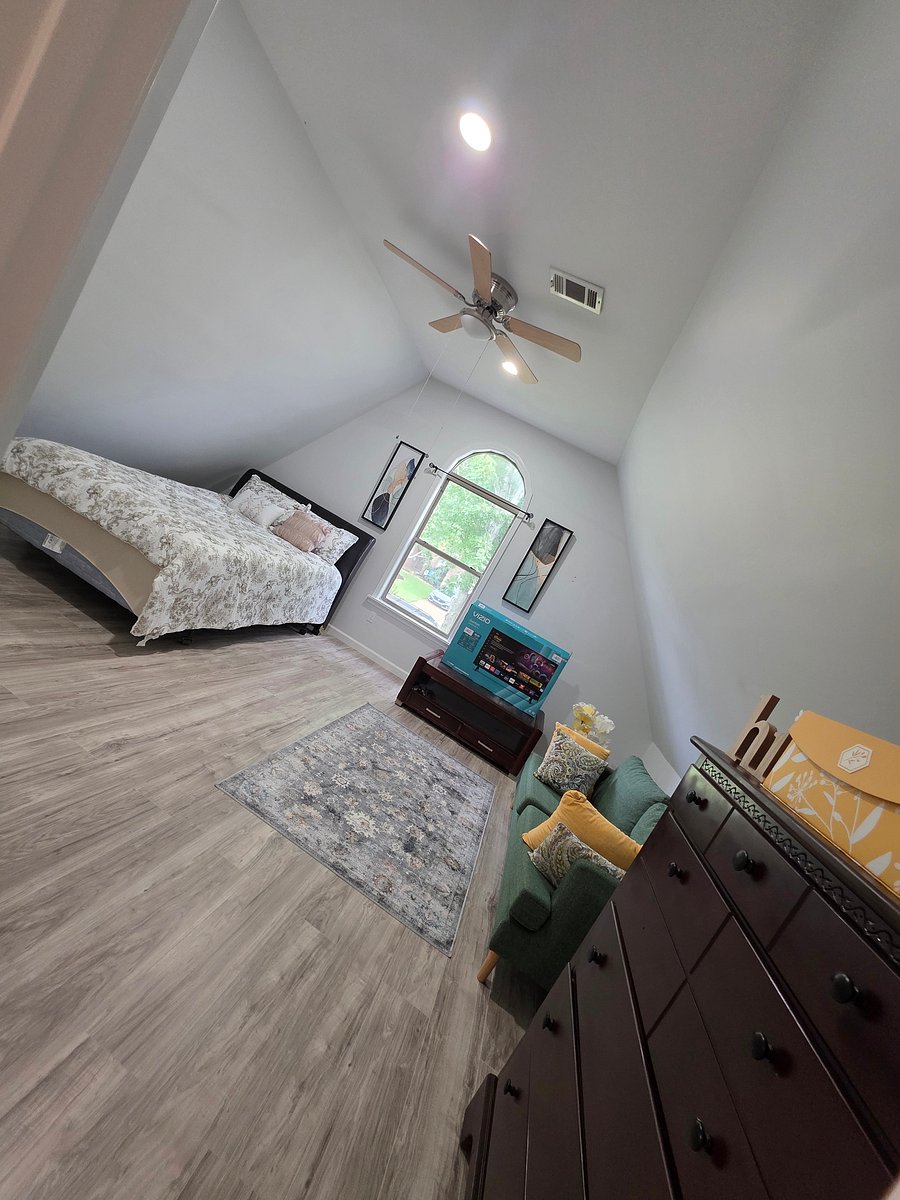 Furnished Finder property 1035526_1 photo 11