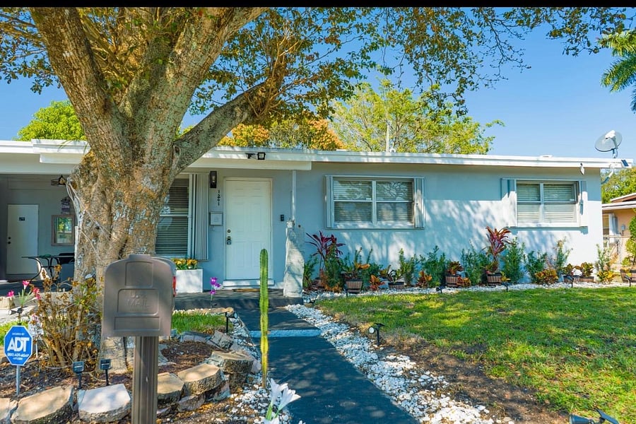Furnished Finder property 1035540_1 photo 10