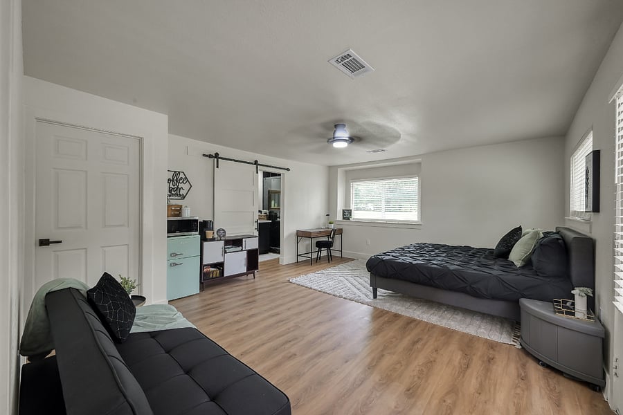 Furnished Finder property 1035544_1 photo 24