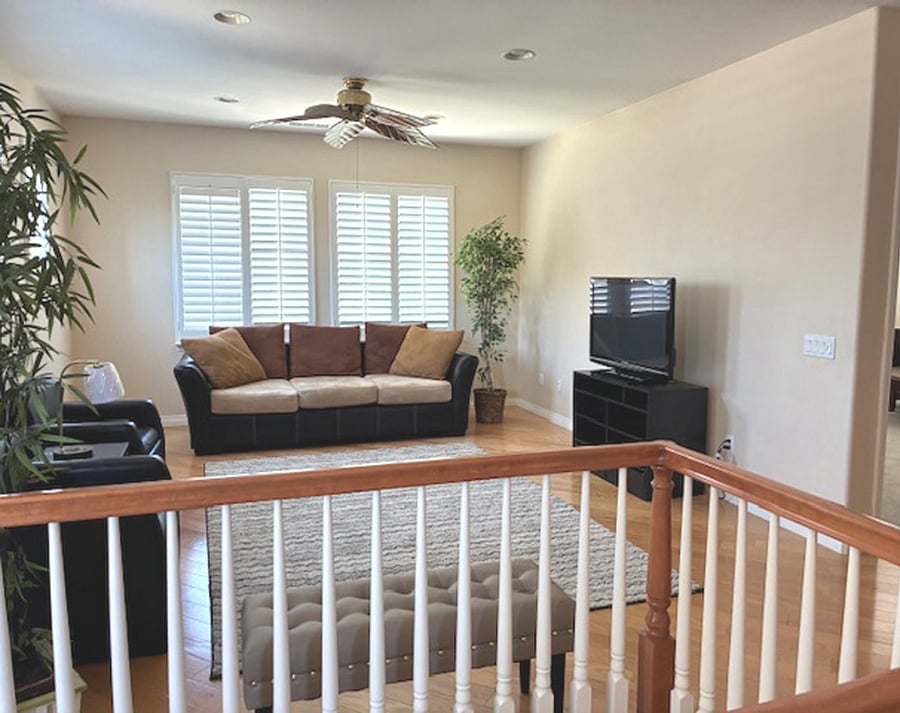 Upstairs bonus room, comfortable seating with TV