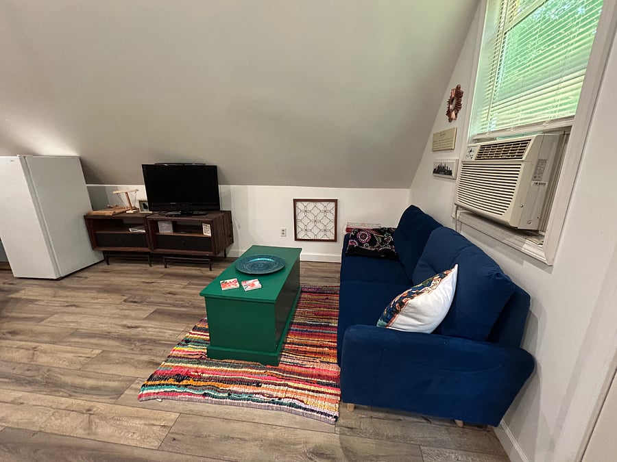 Furnished Finder property 1035561_1 photo 1