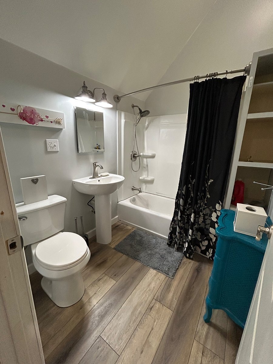 Furnished Finder property 1035561_1 photo 3