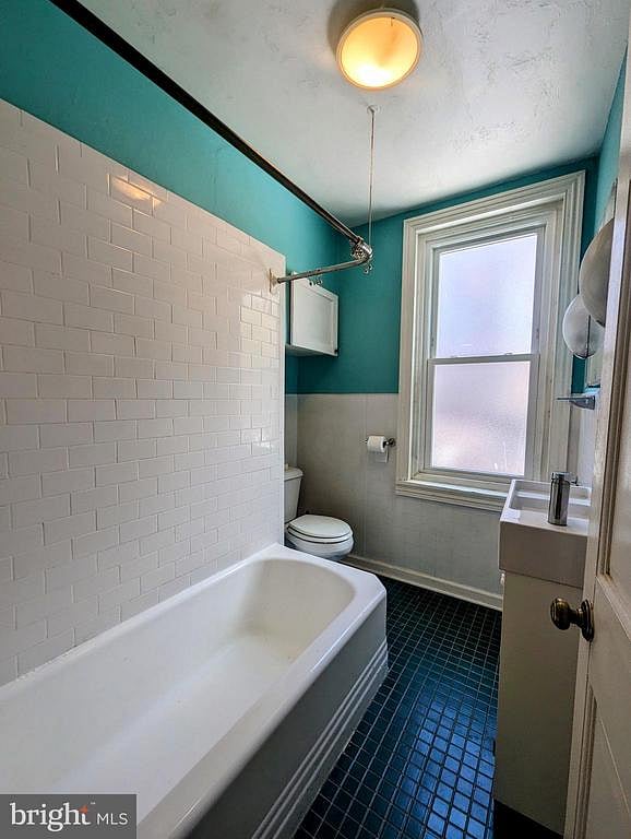 Furnished Finder property 1035562_1 photo 6