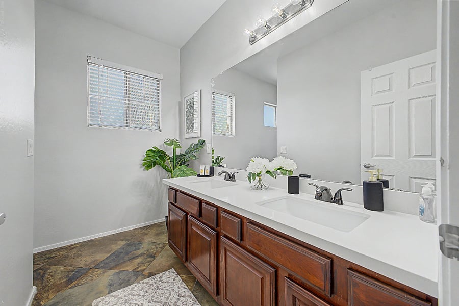 Furnished Finder property 1035566_1 photo 33