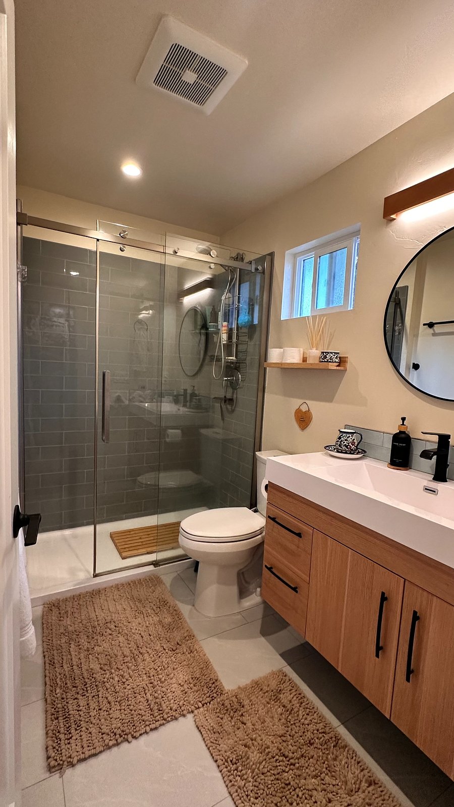 Bathroom1