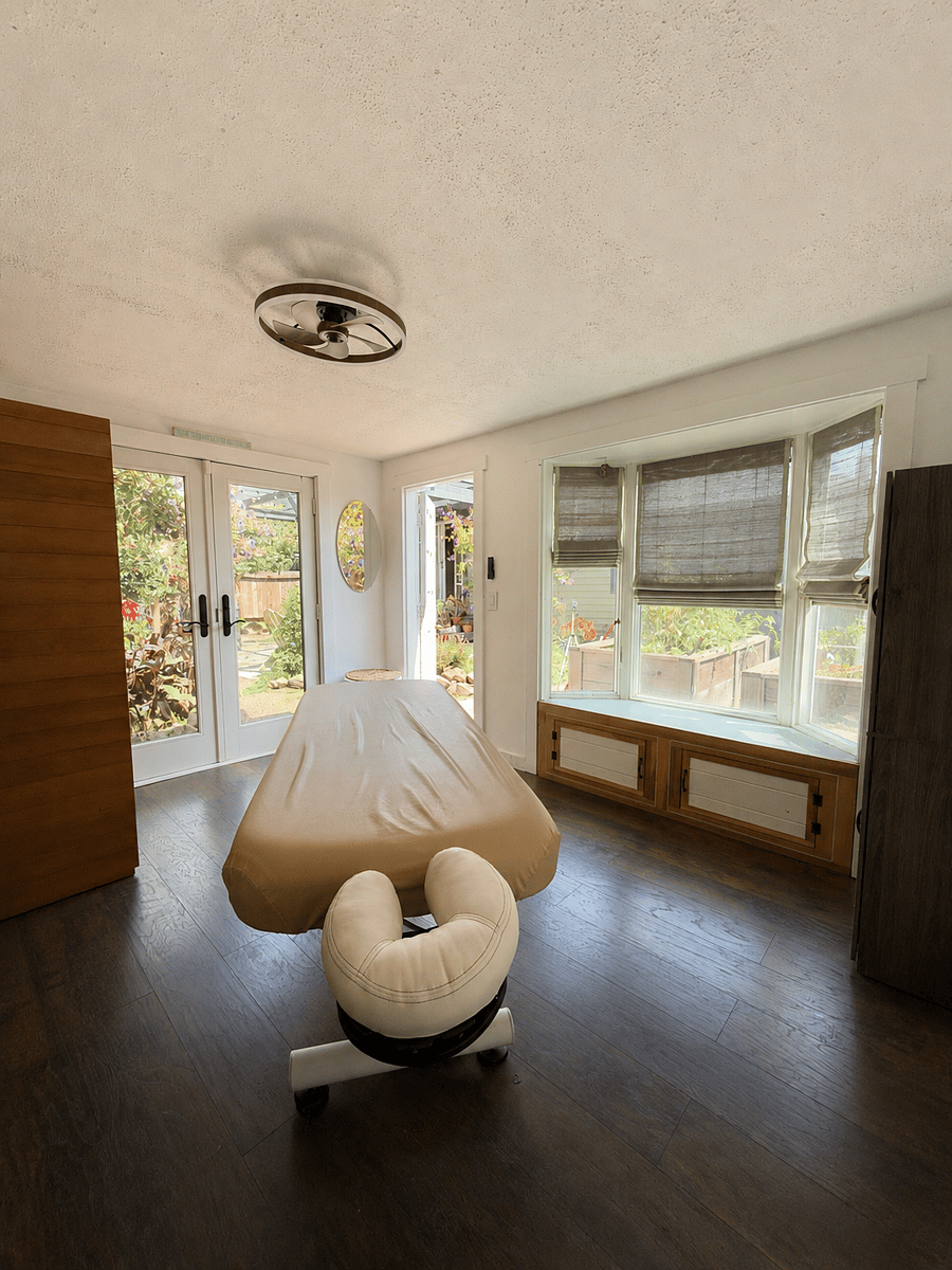 Detached Office 