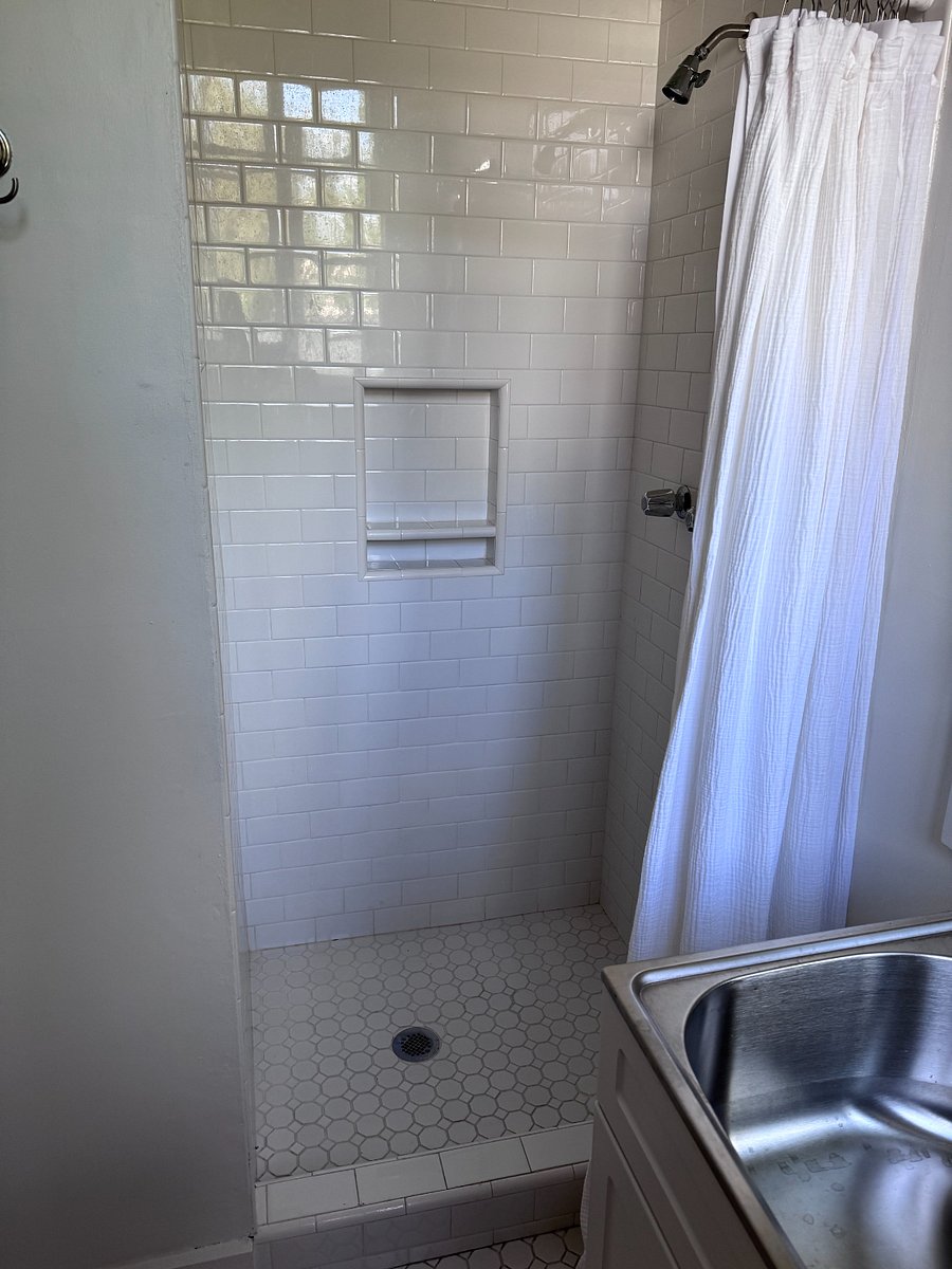 Furnished Finder property 1035621_1 photo 9