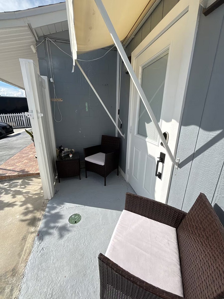 Furnished Finder property 1035627_1 photo 10