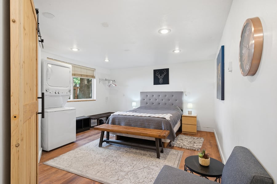 Furnished Finder property 1035629_1 photo 3