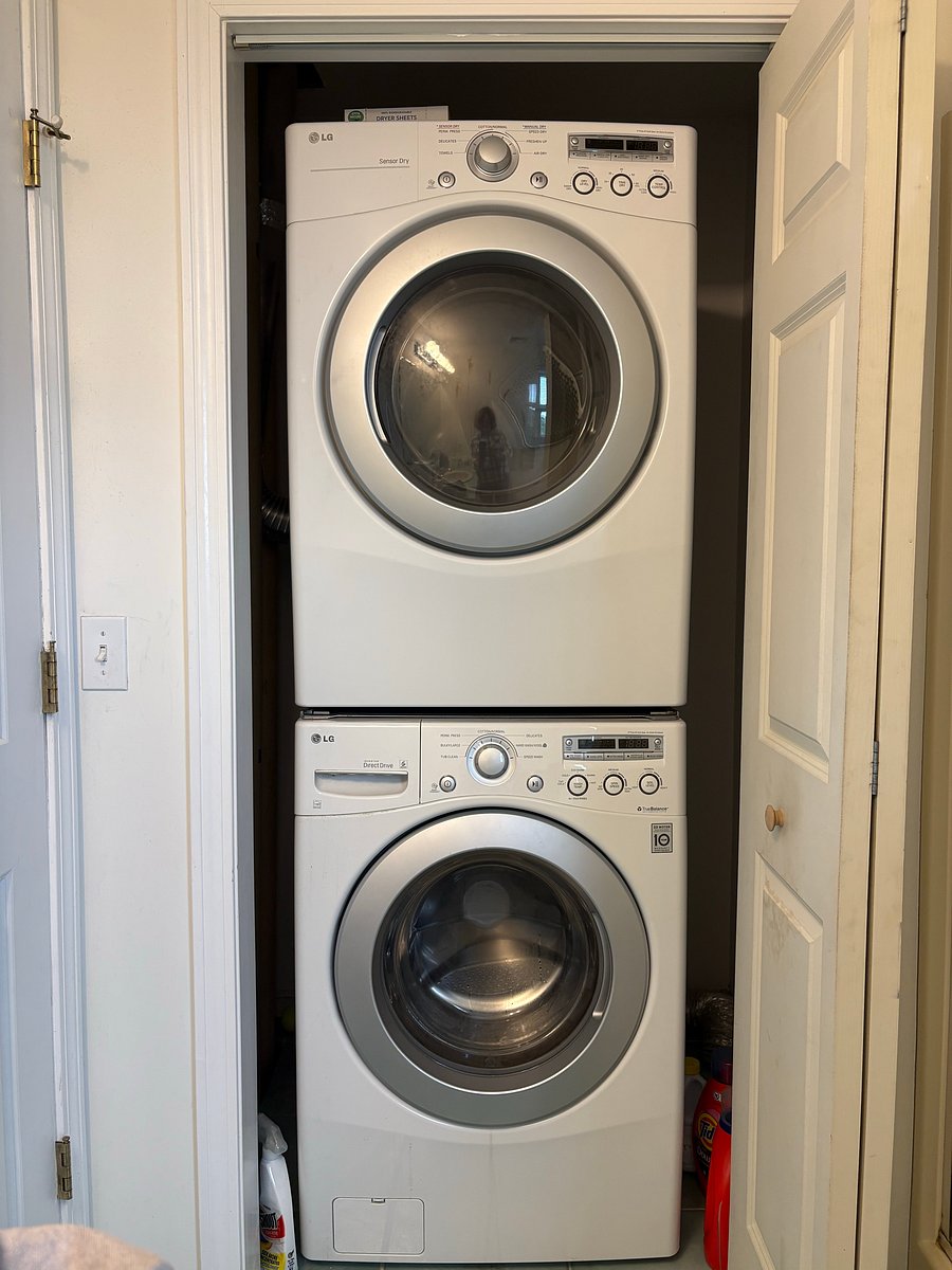 Furnished Finder property 1035630_1 photo 16