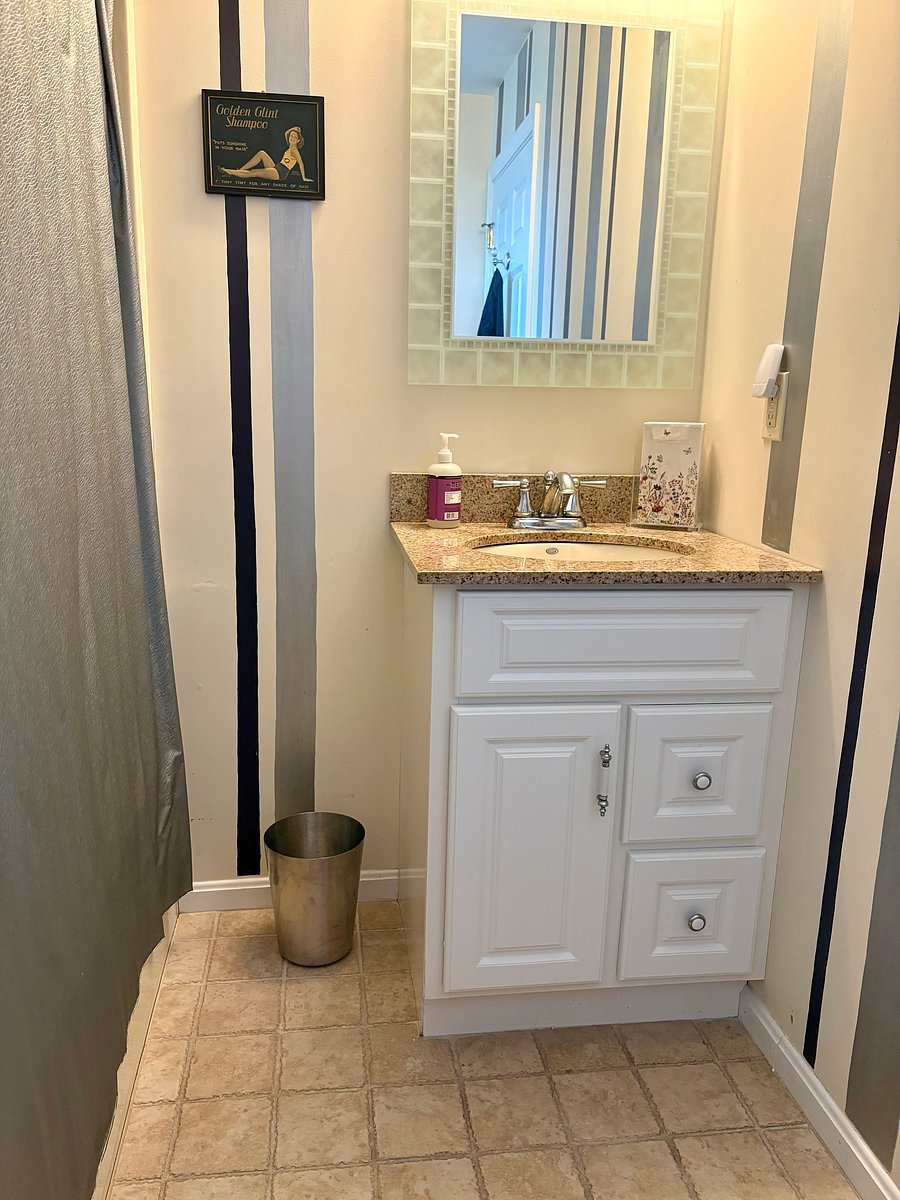 Furnished Finder property 1035630_1 photo 11