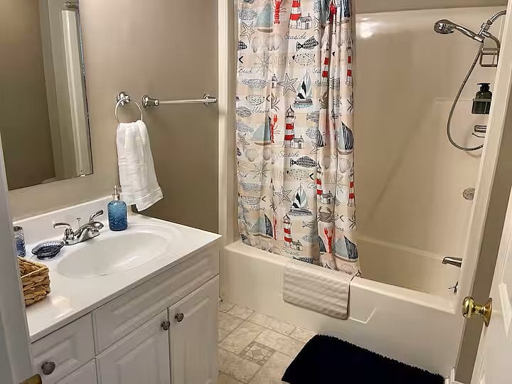 Furnished Finder property 1035648_1 photo 4