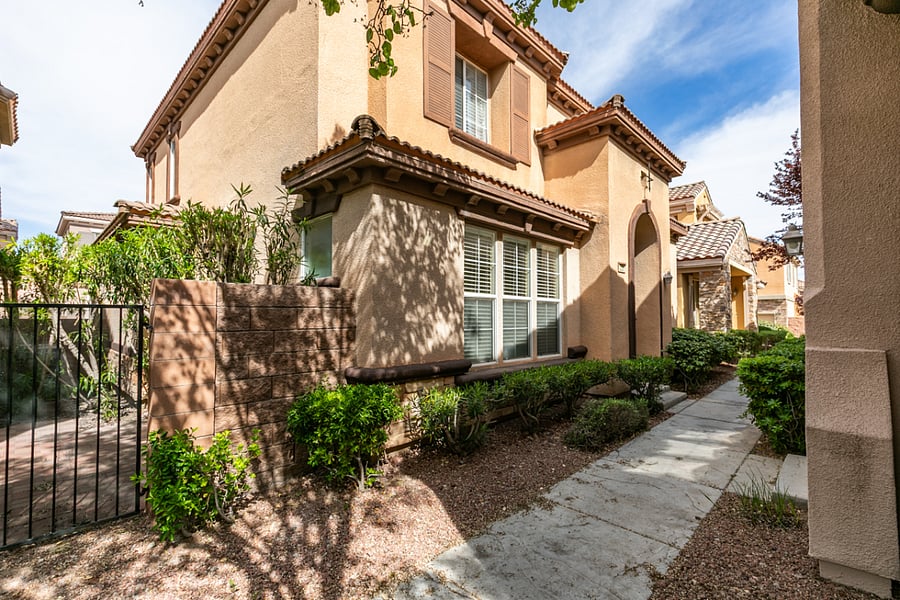 Furnished Finder property 1035649_1 photo 2
