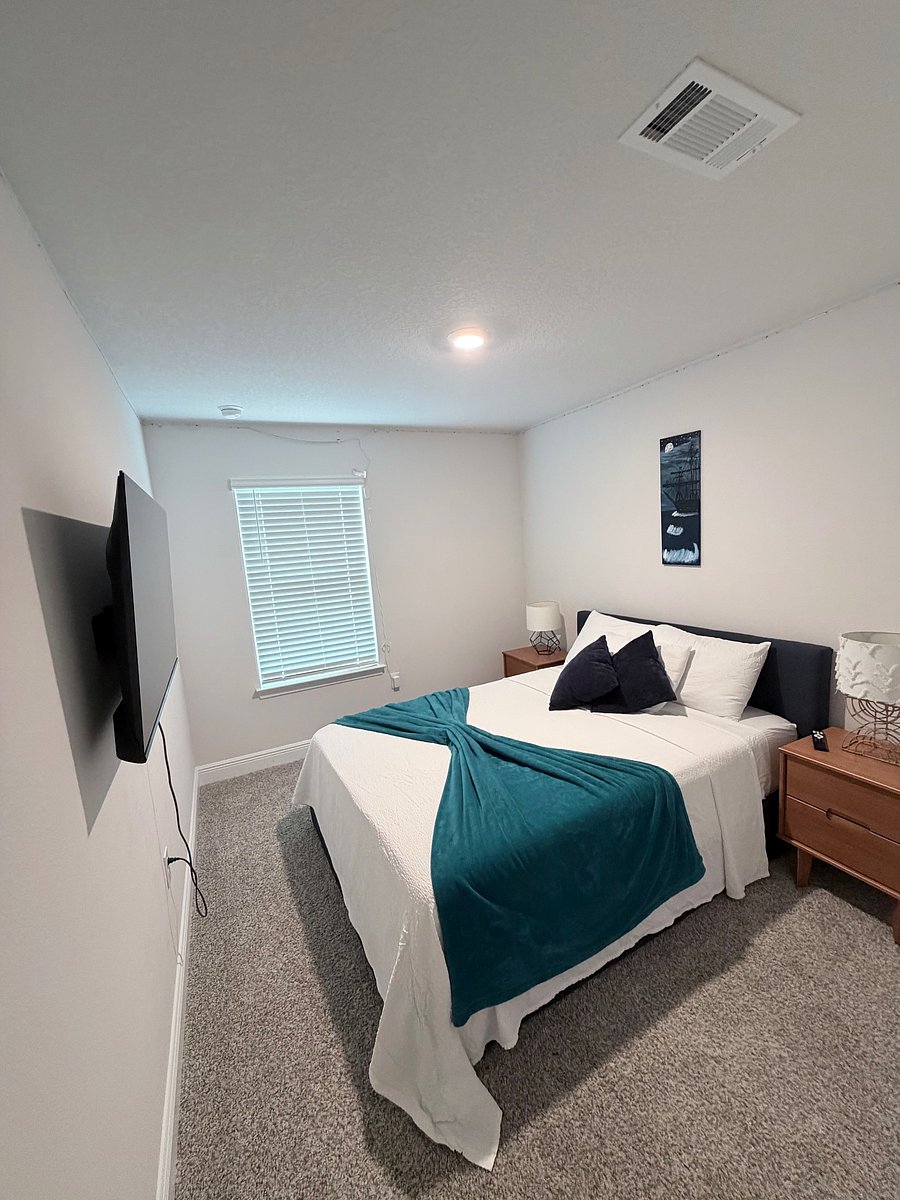 Furnished Finder property 1035664_1 photo 32