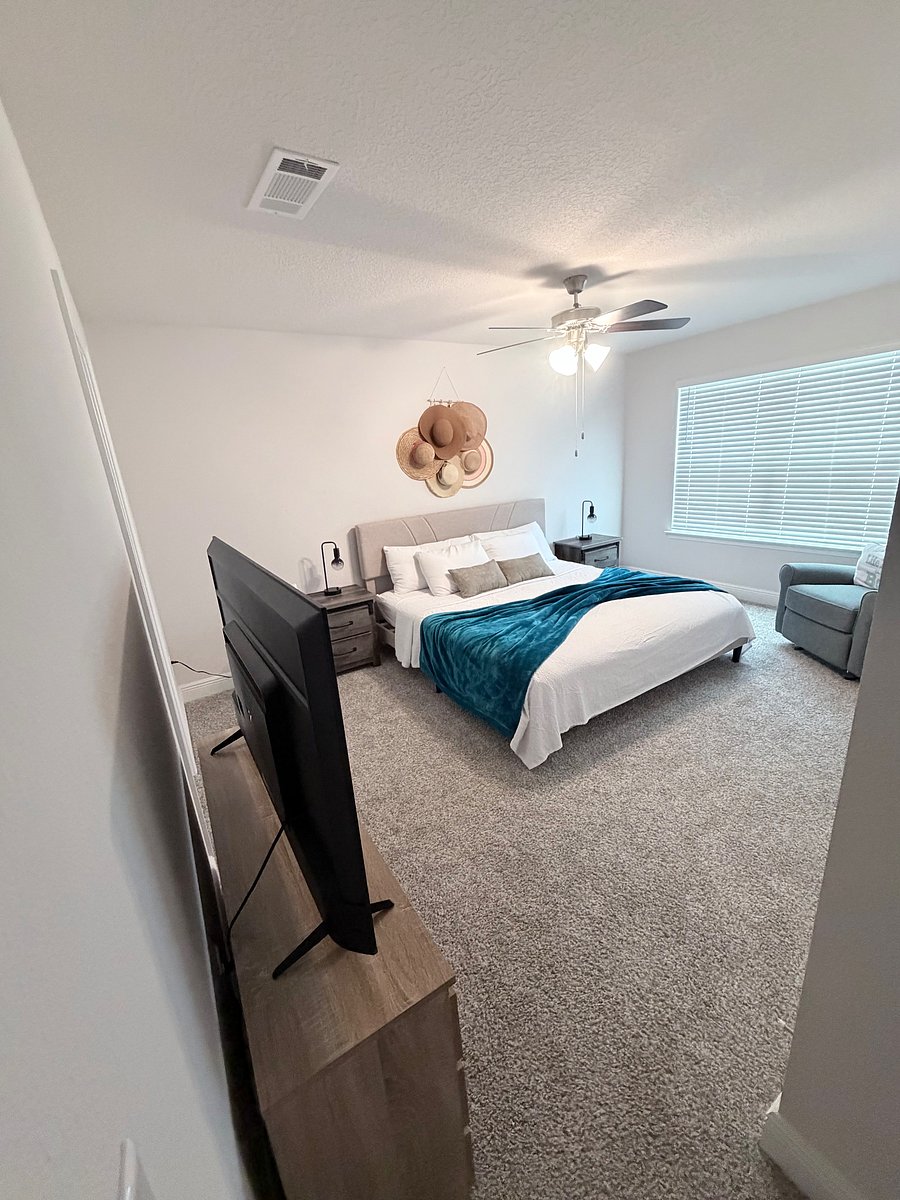 Furnished Finder property 1035664_1 photo 33