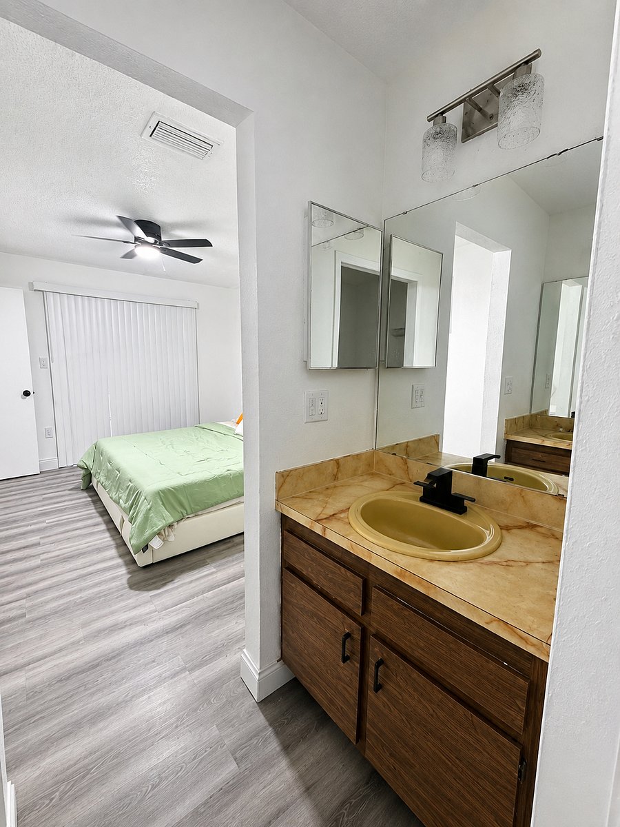 Furnished Finder property 1035683_1 photo 12