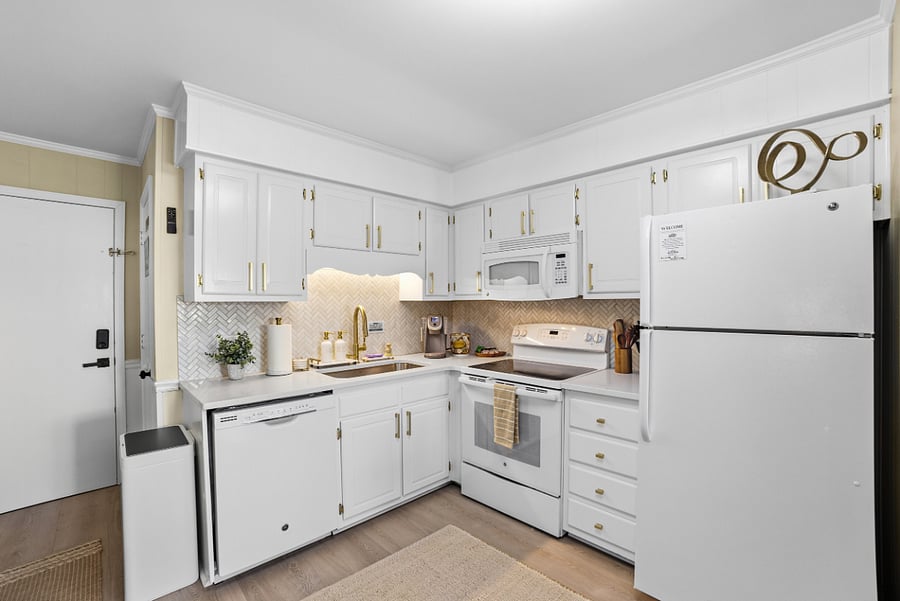 Furnished Finder property 1035691_1 photo 9
