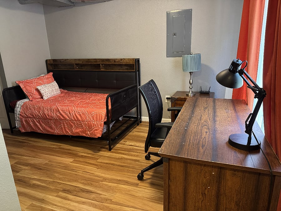 Furnished Finder property 1035706_1 photo 2