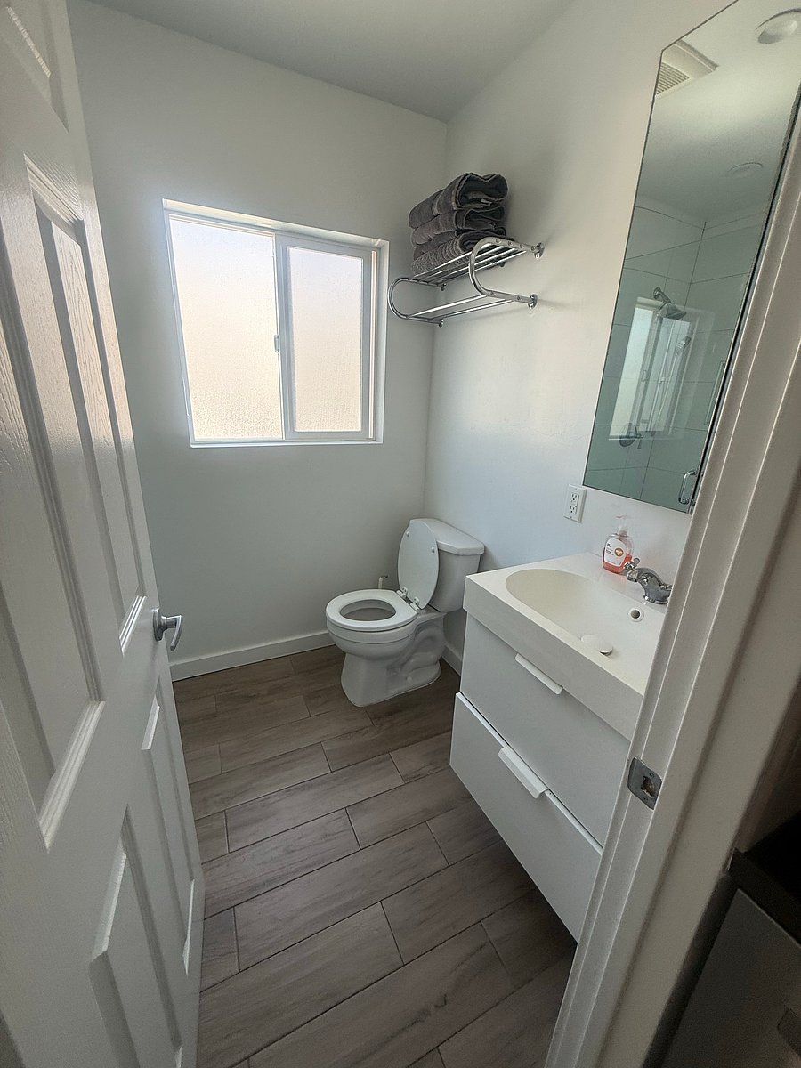 Furnished Finder property 1035707_1 photo 13