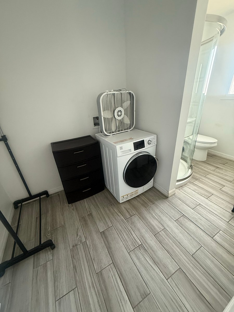 Furnished Finder property 1035707_1 photo 17