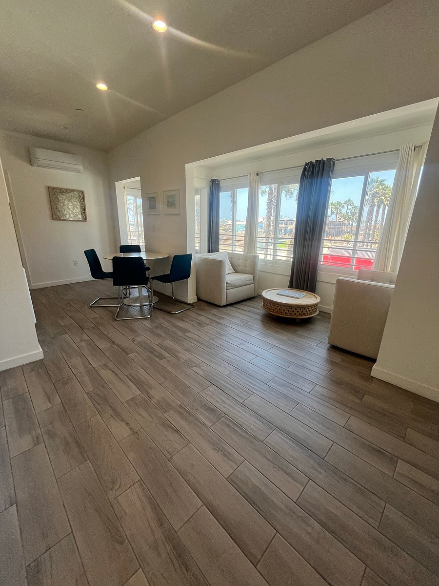Furnished Finder property 1035707_1 photo 38